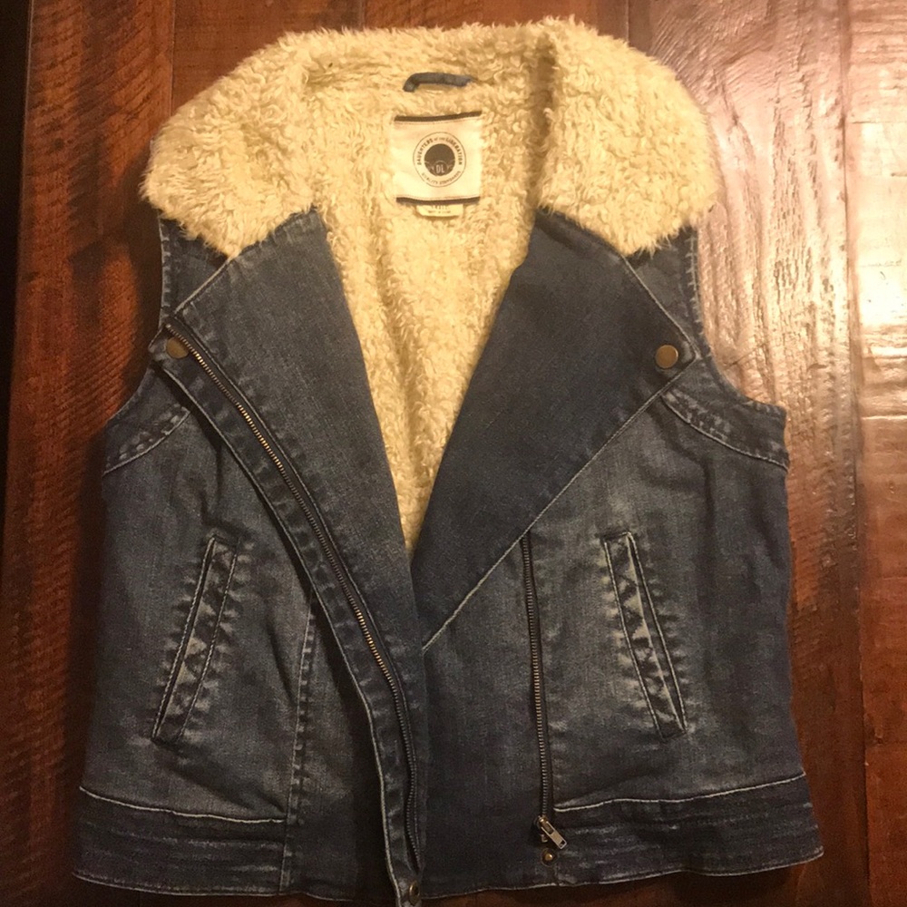 ANTHROPOLOGIE Daughters of Liberation Denim Vest